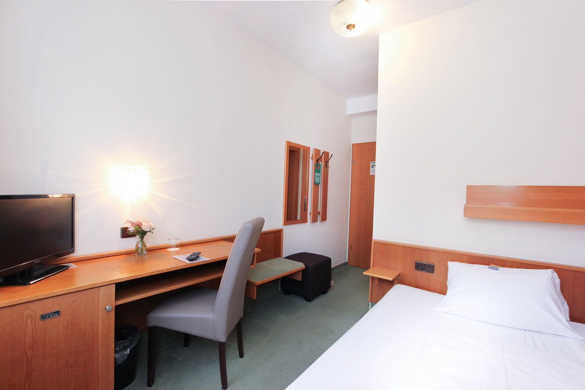 City Hotel Wuerzburg Exterior photo